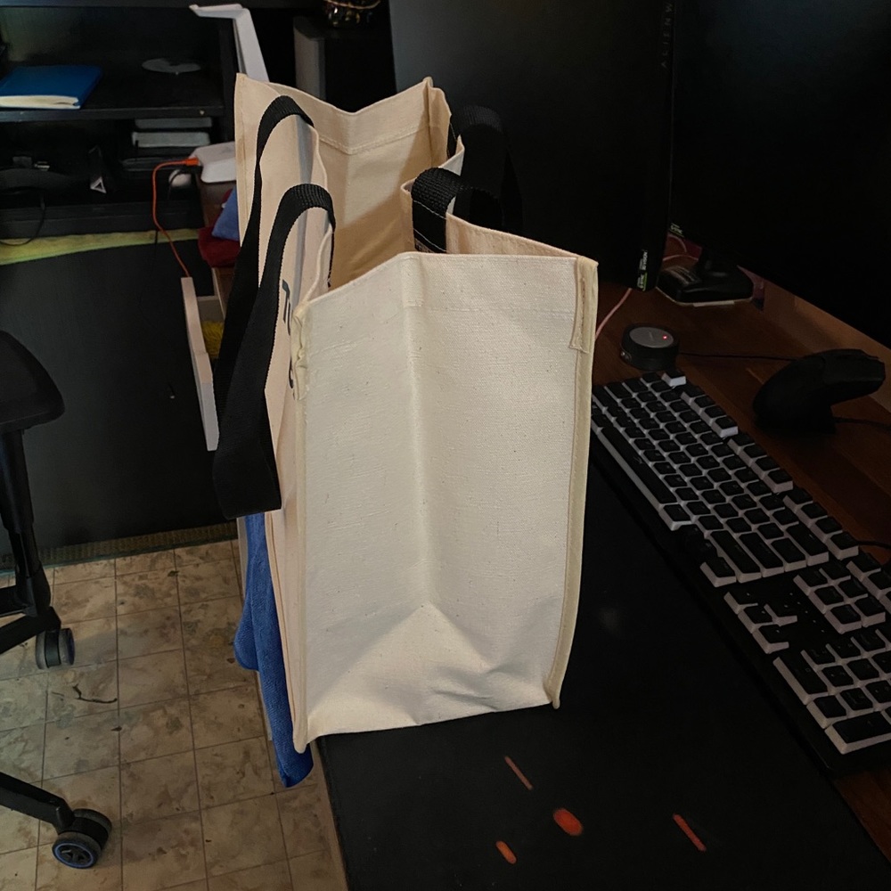 Shopping bag